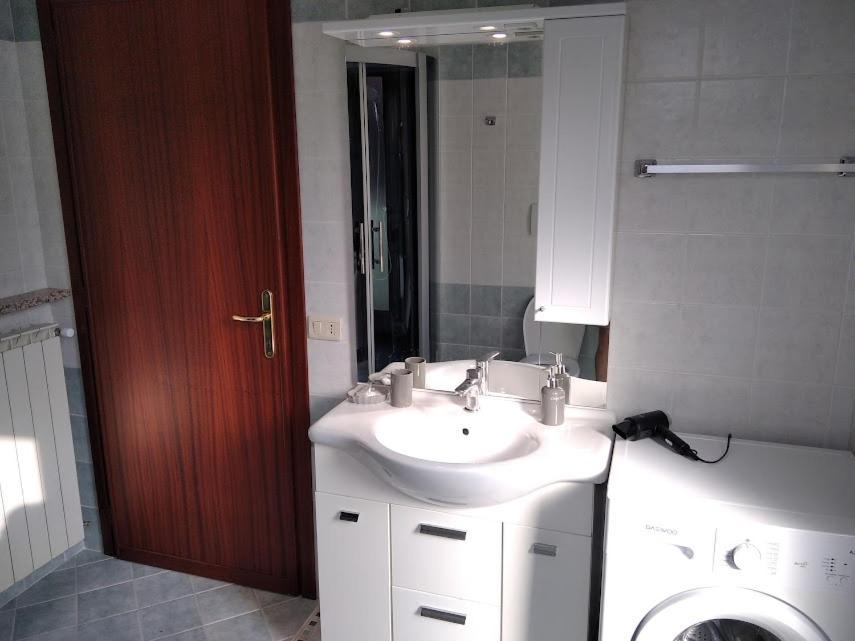Borgo Antico Chalet Appartamenti Fara Novarese Екстер'єр фото